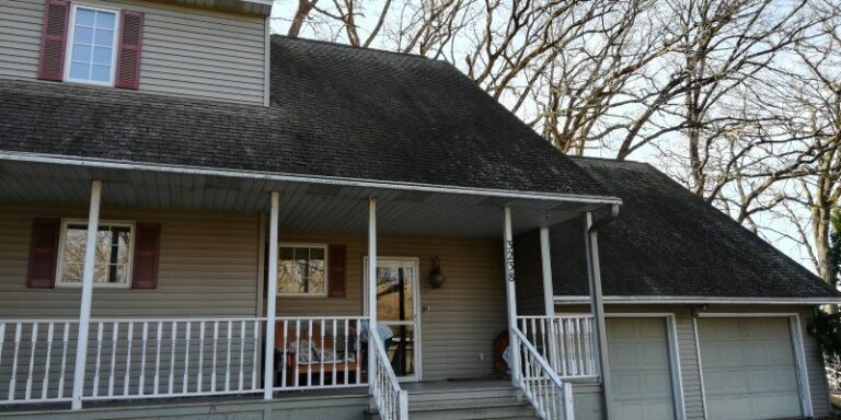 Roof Cleaning In Arden Hills